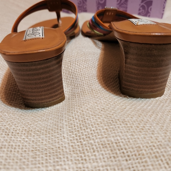 Brighton Kendal Thong Sandals Size 9M - Picture 7 of 9